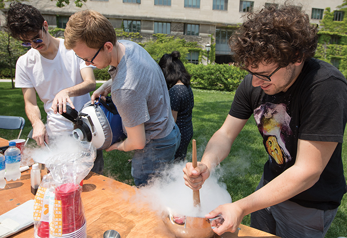 Students a Sciencepalooza