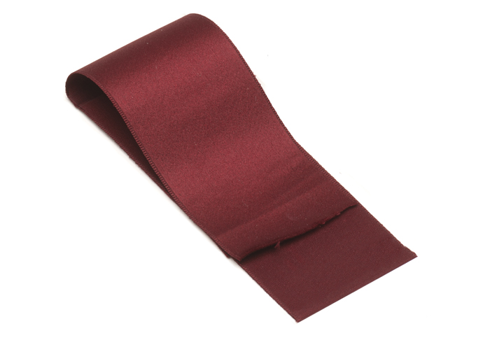 maroon ribbon