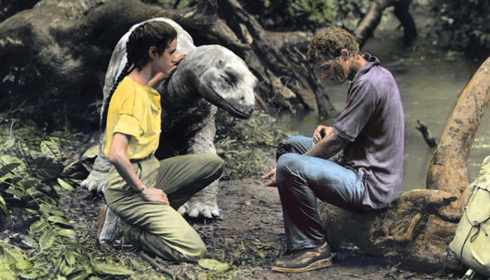 Mokele-Mbembe: A Dinosaur Hidden in the Jungles of Africa? - Historic Mysteries