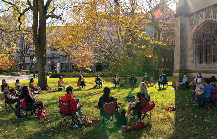 Scenes from UChicago campus during Autumn Quarter