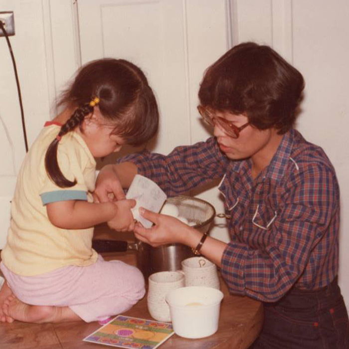 A young Joanne Lee Molinaro and her mother