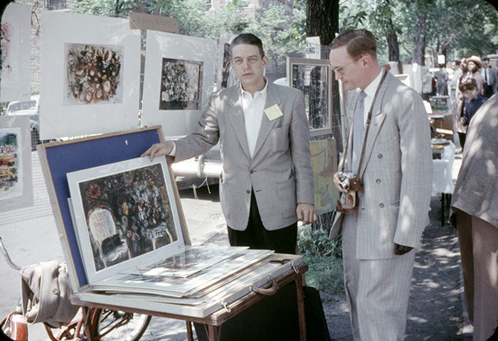 Artist Rainey Bennett and a customer at the 57th Street Art Fair in 1956