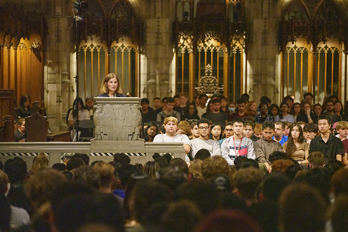 Melina Hale introducing the Aims of Education speaker in Rockefeller Chapel