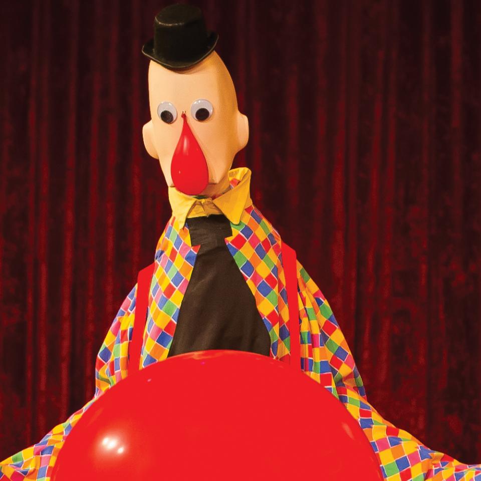 Vaudeville clown Godfrey Daniels